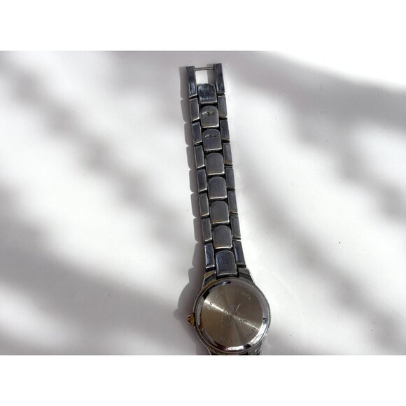 Dual Toned Anne Klein 1121E Round Ladies Vintage Wristwatch - 24mm - WORKS! - Picture 6 of 11